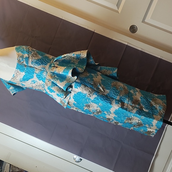 Blue and Gold crinkle one sleeve evening/cocktail midi gown - Picture 10 of 16